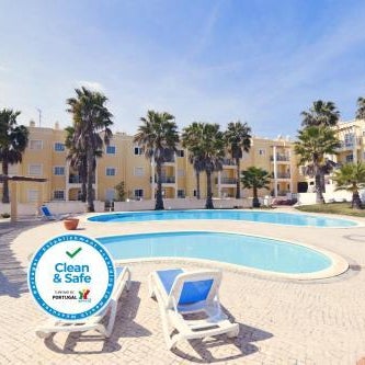 Praia da Lota Resort  Beachfront Apartments