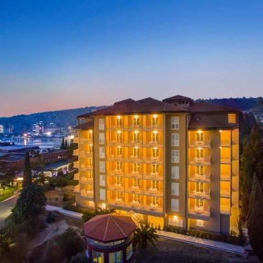 Remisens Casa Rosa, depandansa hotela Metropol Thumbnail