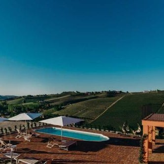 Panoramic Villa Garassino - country rooms and fine restaurant