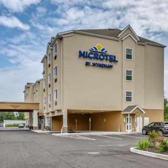 Microtel Inn & Suites by Wyndham Niagara Falls Thumbnail