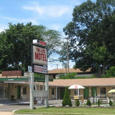 Twi-Lite Inn Thumbnail