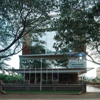 The Phlox Hotel 