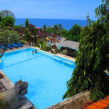Amed Cafe & Hotel Kebun Wayan
