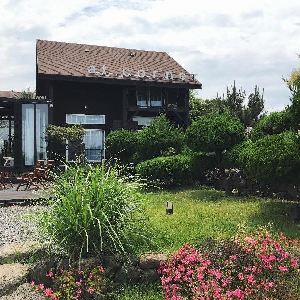 At Corner Resort & Garden Thumbnail