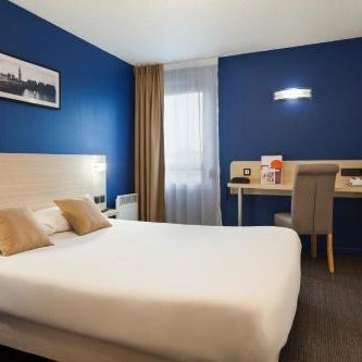 BRIT HOTEL Confort CAMBRAI