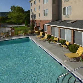 Fairfield Inn & Suites by Marriott Roanoke Hollins/I-81 Thumbnail