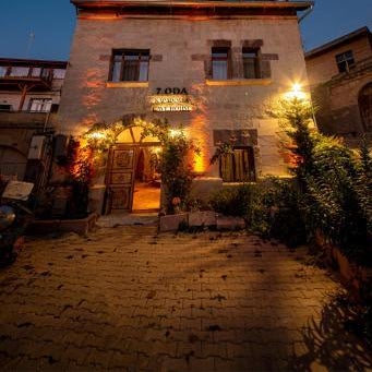 7 Oda Kapadokya Cave Otel