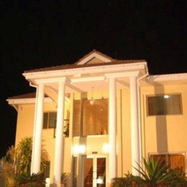 Oak Plaza Hotel East Legon