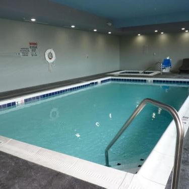 La Quinta Inn & Suites by Wyndham Paducah Thumbnail