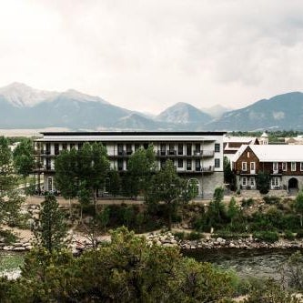 Surf Hotel & Chateau Thumbnail