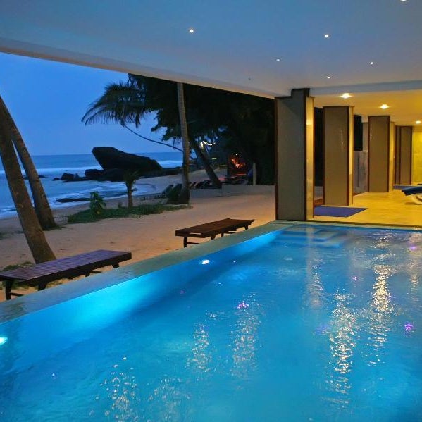 Sayura Beach Hotel