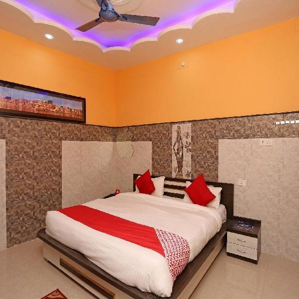 Hotel Bachchan Palace