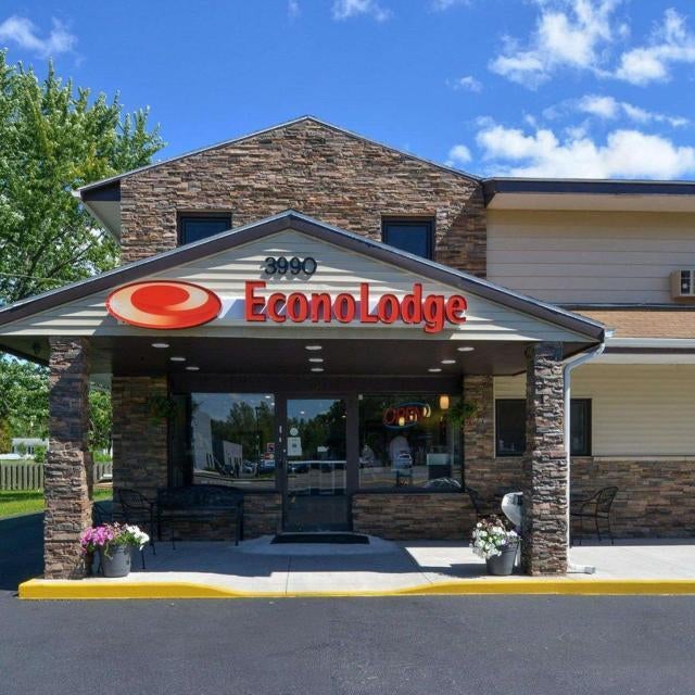 Econo Lodge Rochester Thumbnail