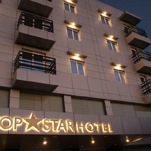 Top Star Hotel