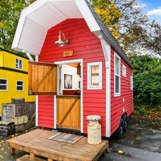 Tiny Digs - Hotel of Tiny Houses Thumbnail