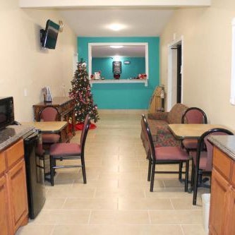 American Inn & Suites Thumbnail