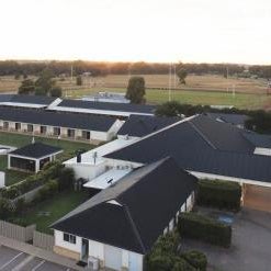 Roma Explorers Inn