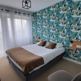 Louis Hotel