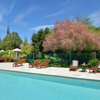 Logis Hôtel Auberge Du Centre Châteaux de la Loire