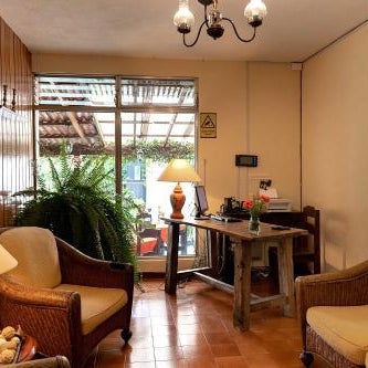 Hostal Donde Regina Thumbnail