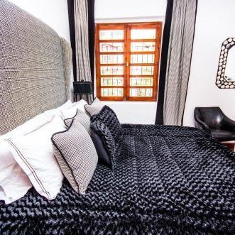 Hotel + Arte Thumbnail