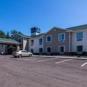 Cobblestone Inn & Suites - Barron Thumbnail