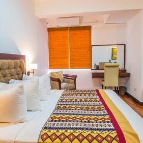 Pearl Royal Hotel Colombo