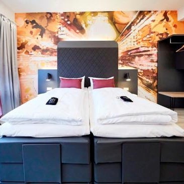 SMARTY Cologne Dom Hotel - Boardinghouse - KONTAKTLOSER SELF CHECK-IN Thumbnail