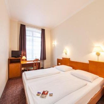 Hotel Ahl Meerkatzen Koln Thumbnail