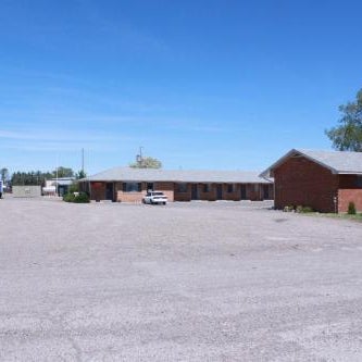 Tops Motel Thumbnail