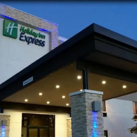 Holiday Inn Express and Suites Blackwell By IHG Thumbnail