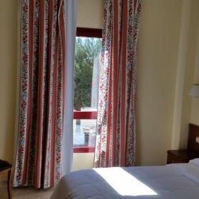 Hotel Humanes
