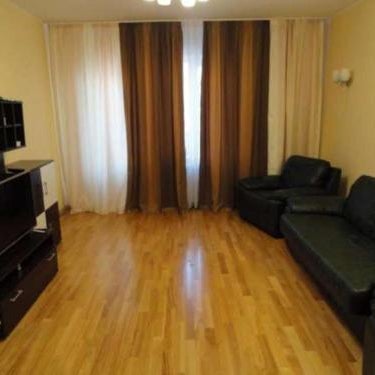 Apartment on Petropavlivs'ka 90 Thumbnail
