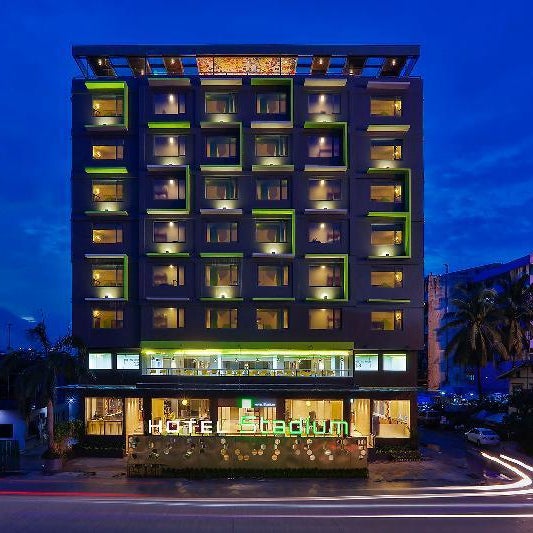 Hotel Stadium