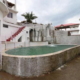 Hotel Aqua Waterfall