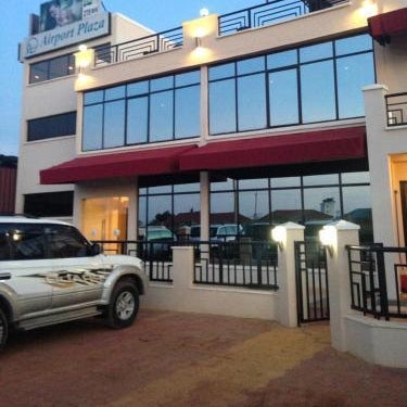 Airport Plaza Hotel