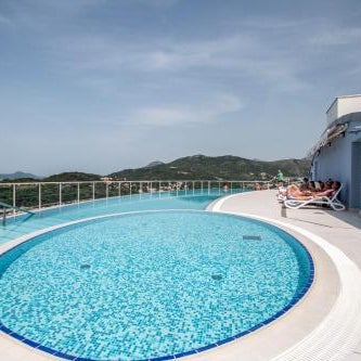 Villa Paradiso 2 Thumbnail