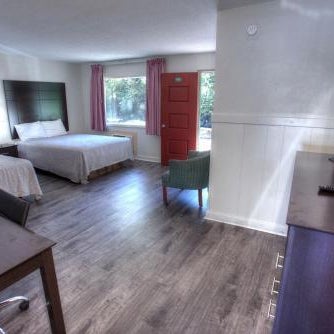 Hofbrau Riverfront Hotel Thumbnail