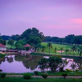 Uniland Golf & Resort