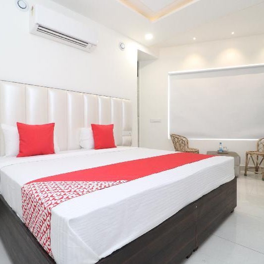 Itsy Hotels P Grand