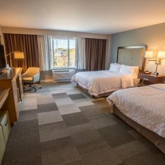 Hampton Inn By Hilton Amesbury, MA Thumbnail