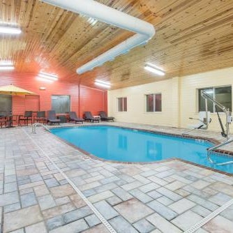 Super 8 by Wyndham Webster City IA Thumbnail