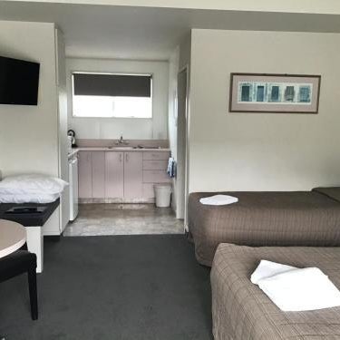 Charlies Motor Lodge