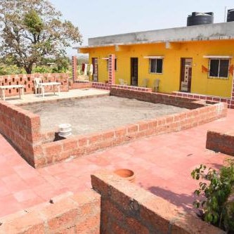 5 Kesar Baug Resort
