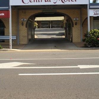 Central Motel Gin Gin