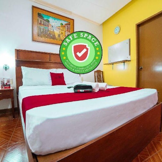 RedDoorz at La Casa Guesthouse former RedDoorz at Tamarind Street Angeles City