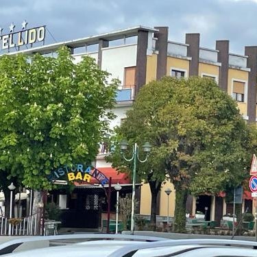 hotel lido