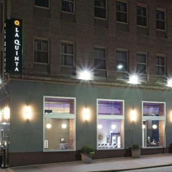 La Quinta Inn & Suites by Wyndham Baltimore Downtown Thumbnail