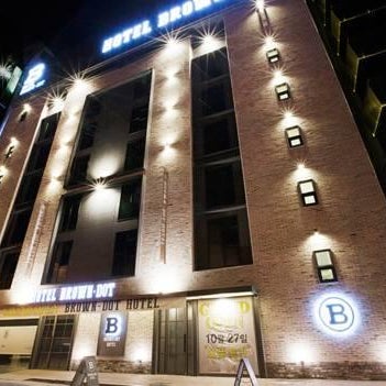 Jangyu Brown Dot Hotel Water Park Branch
