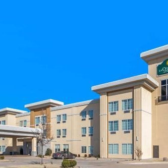 La Quinta Inn & Suites by Wyndham Weatherford OK Thumbnail